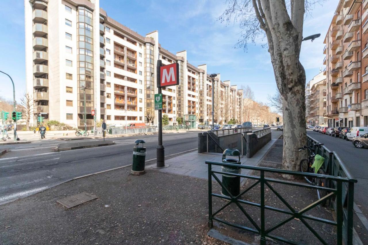 Turin, Un Minuto Dalla Metro Eksteriør billede